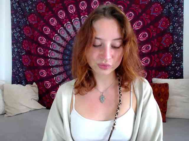 AdalynFlirt webcam