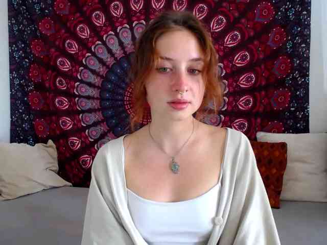 AdalynFlirt webcam