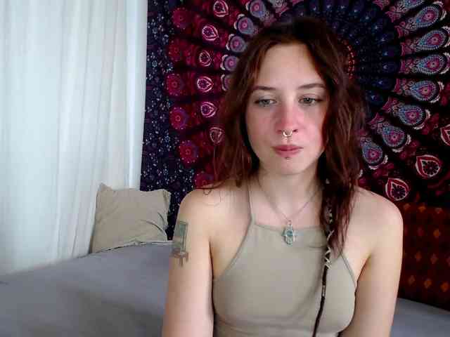 AdalynFlirt webcam