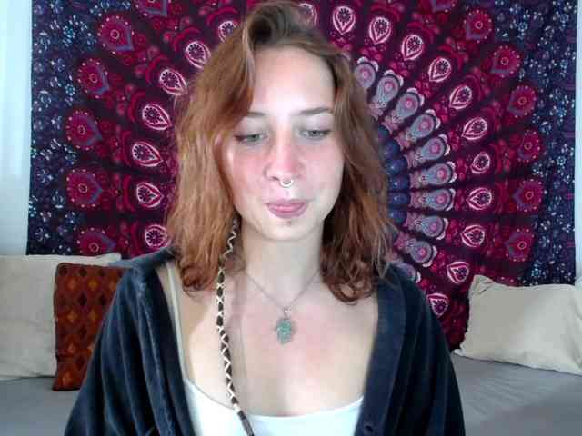 AdalynFlirt webcam
