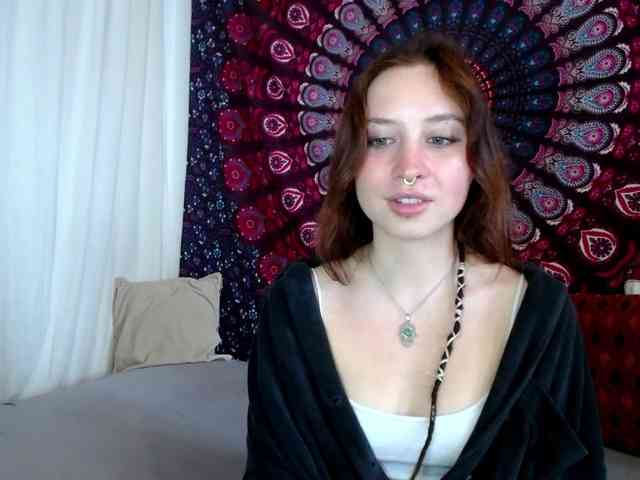AdalynFlirt webcam