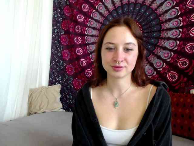 AdalynFlirt webcam