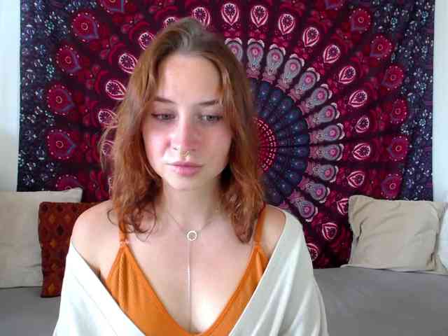 AdalynFlirt webcam