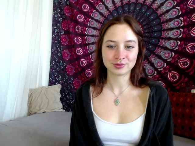 AdalynFlirt webcam
