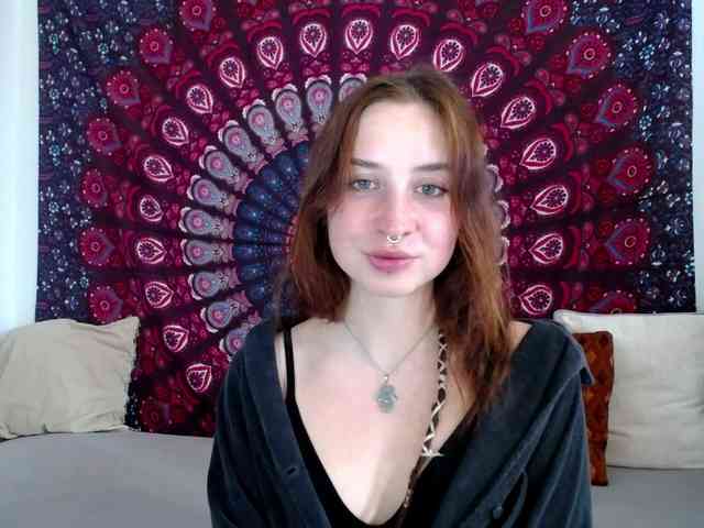 AdalynFlirt webcam