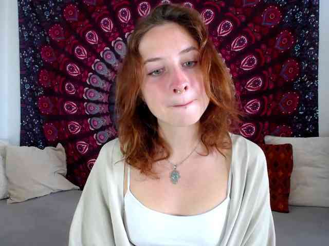 AdalynFlirt webcam