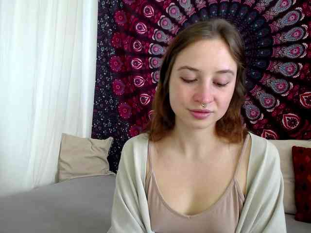 AdalynFlirt webcam