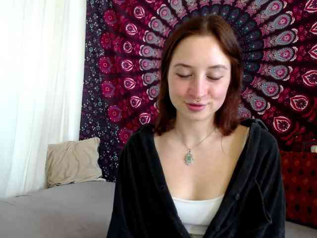 AdalynFlirt webcam