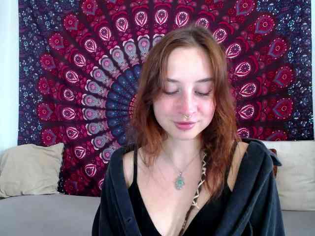 AdalynFlirt webcam