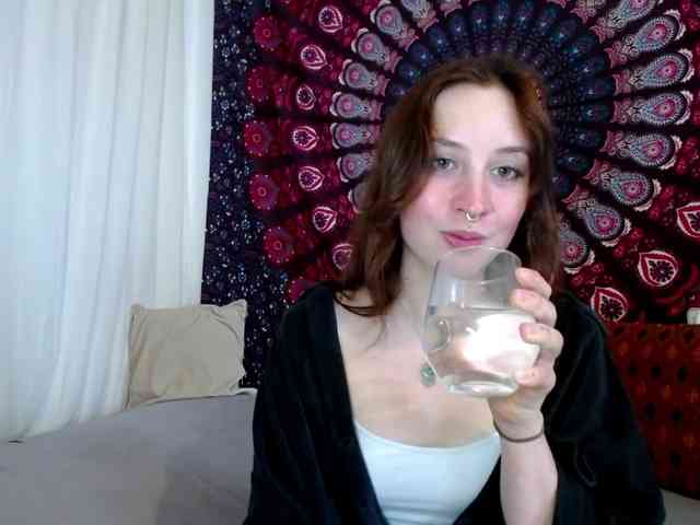 AdalynFlirt webcam