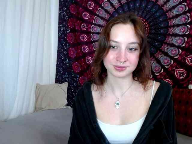AdalynFlirt webcam