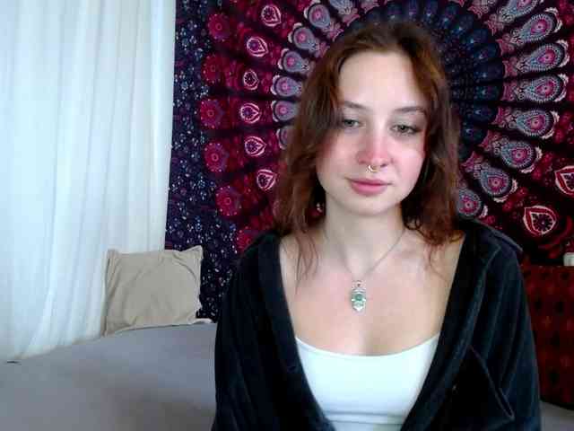 AdalynFlirt webcam