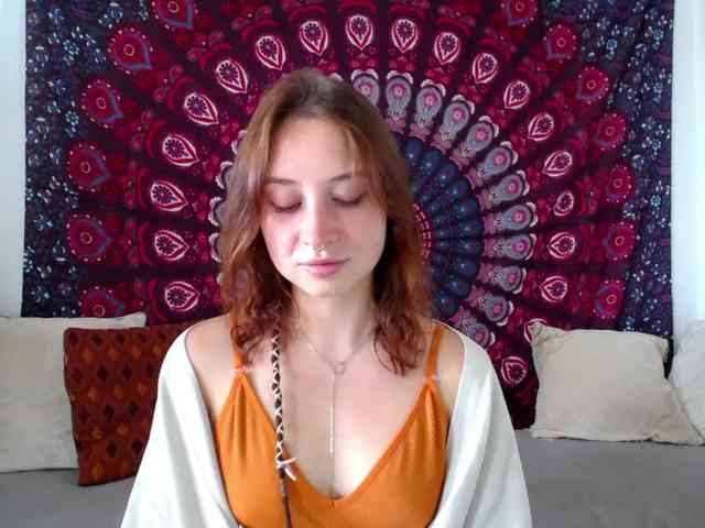 AdalynFlirt webcam