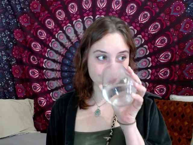 AdalynFlirt webcam