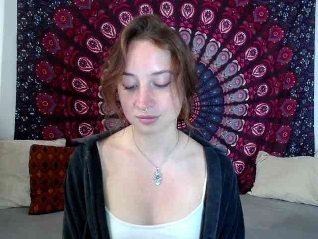AdalynFlirt webcam