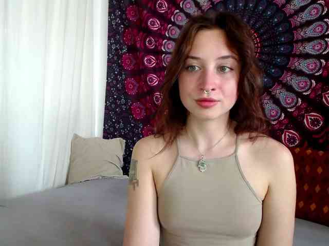 AdalynFlirt webcam