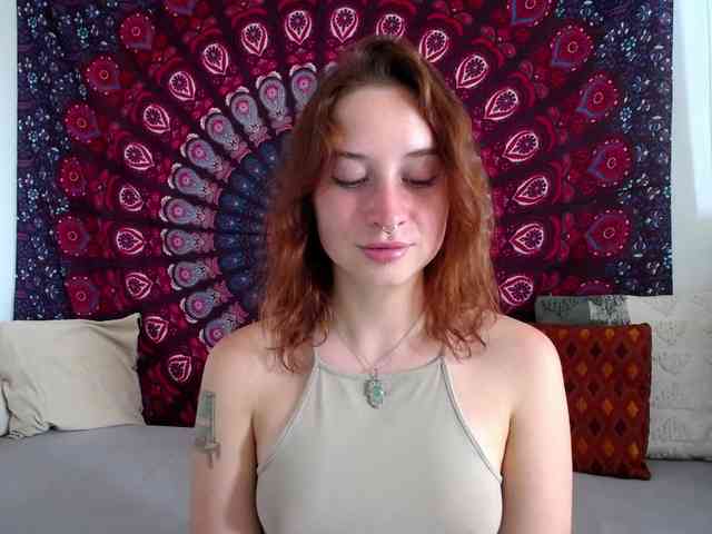 AdalynFlirt webcam