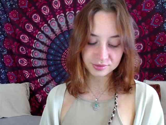 AdalynFlirt webcam