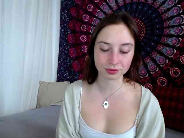 AdalynFlirt webcam
