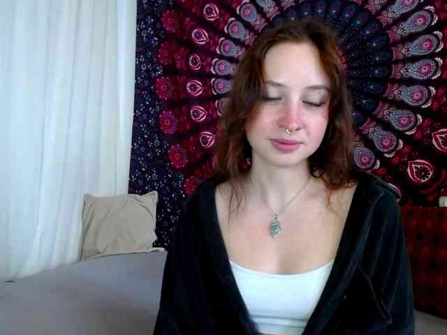 AdalynFlirt webcam