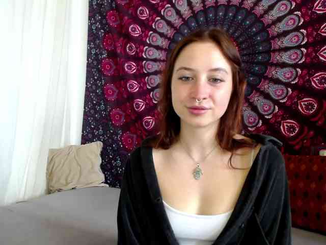 AdalynFlirt webcam