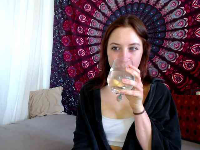 AdalynFlirt webcam