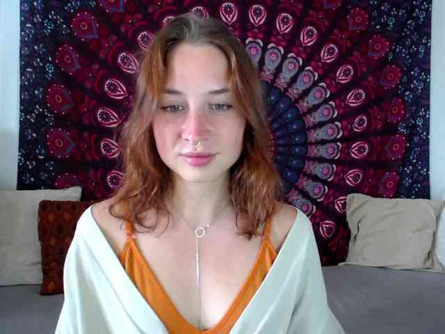 AdalynFlirt webcam