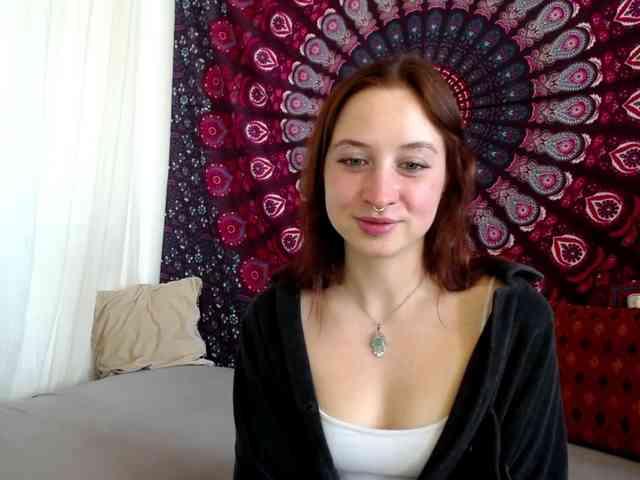 AdalynFlirt webcam