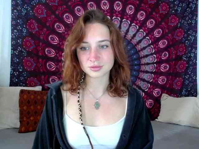 AdalynFlirt webcam