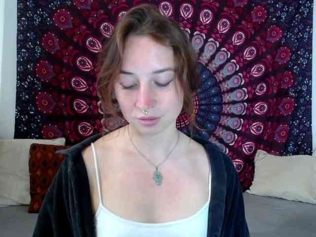 AdalynFlirt webcam