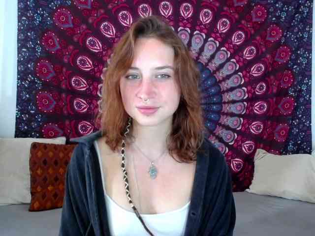 AdalynFlirt webcam