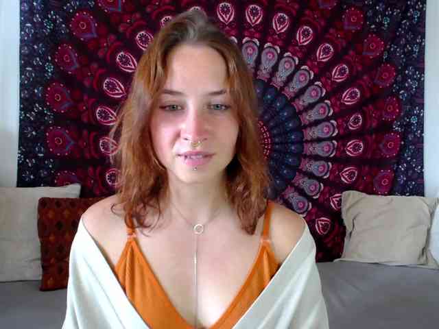 AdalynFlirt webcam