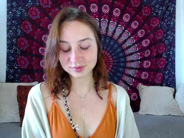 AdalynFlirt webcam