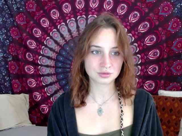 AdalynFlirt webcam