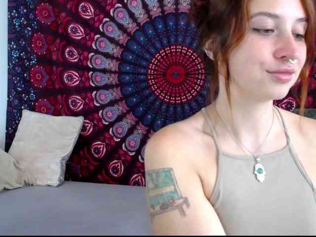 AdalynFlirt webcam