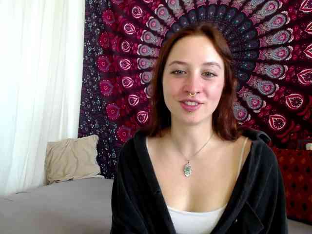 AdalynFlirt webcam