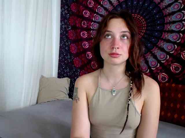 AdalynFlirt webcam