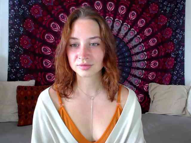 AdalynFlirt webcam