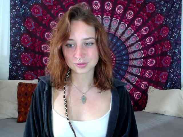 AdalynFlirt webcam