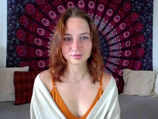 AdalynFlirt webcam