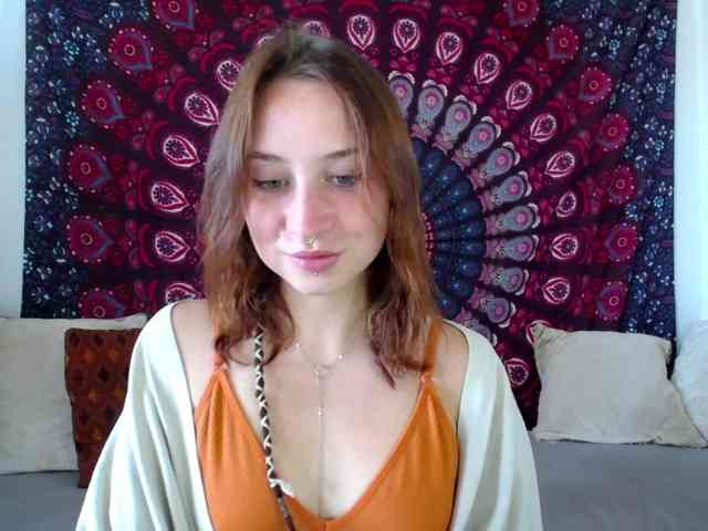 AdalynFlirt webcam