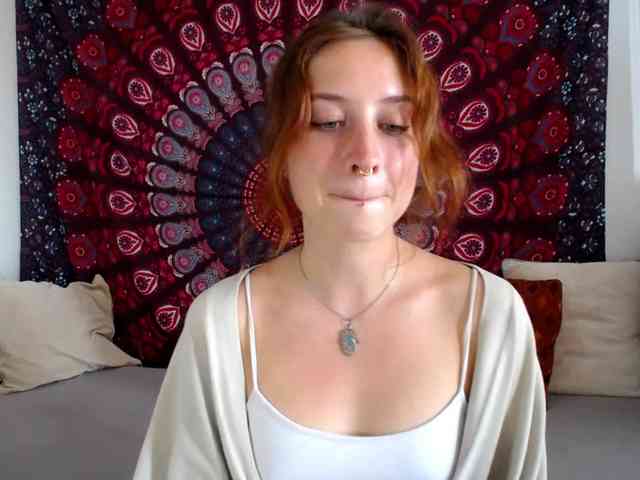 AdalynFlirt webcam