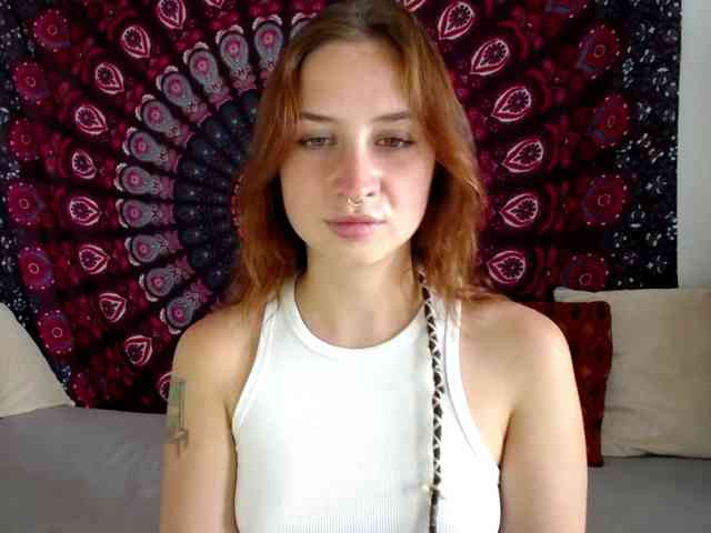 AdalynFlirt webcam