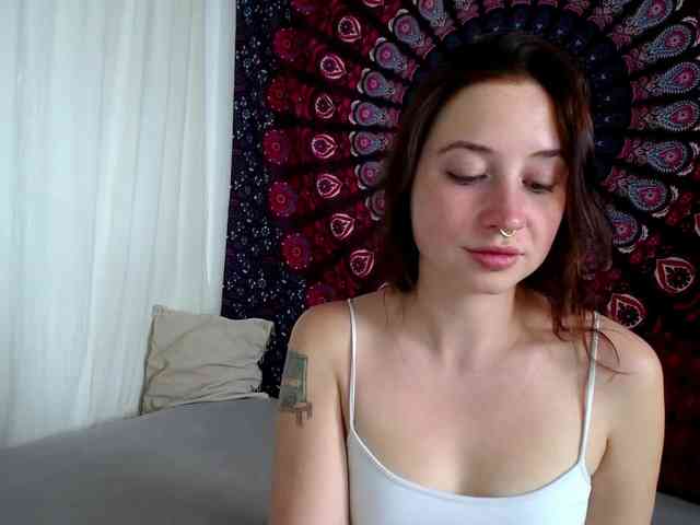AdalynFlirt webcam