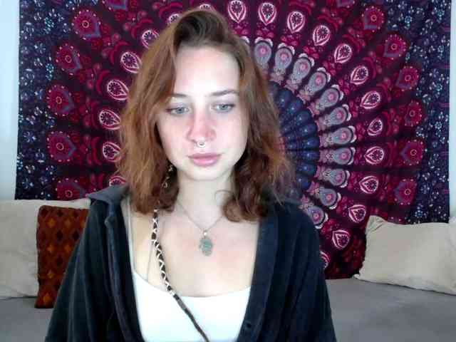 AdalynFlirt webcam