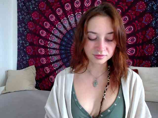 AdalynFlirt webcam