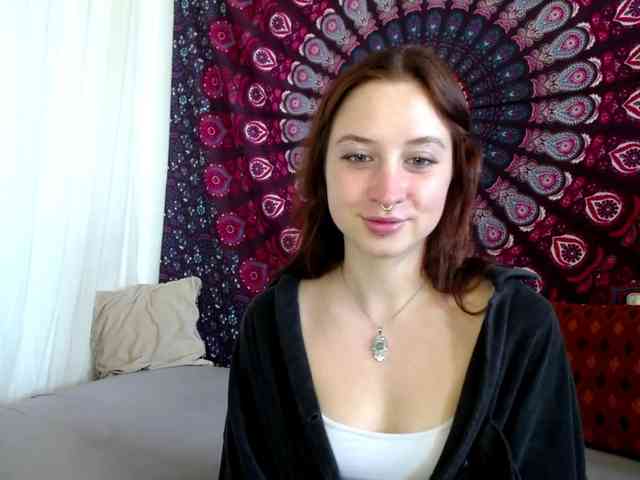 AdalynFlirt webcam