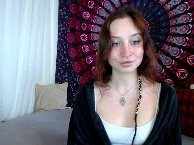 AdalynFlirt webcam