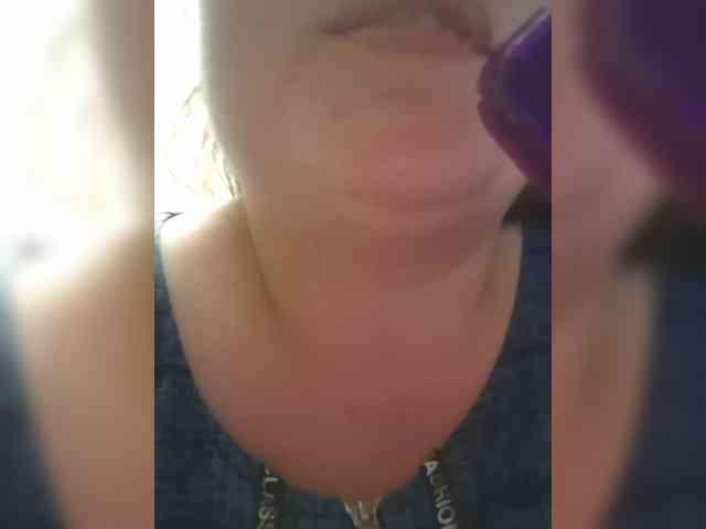 annetshik2013 webcam