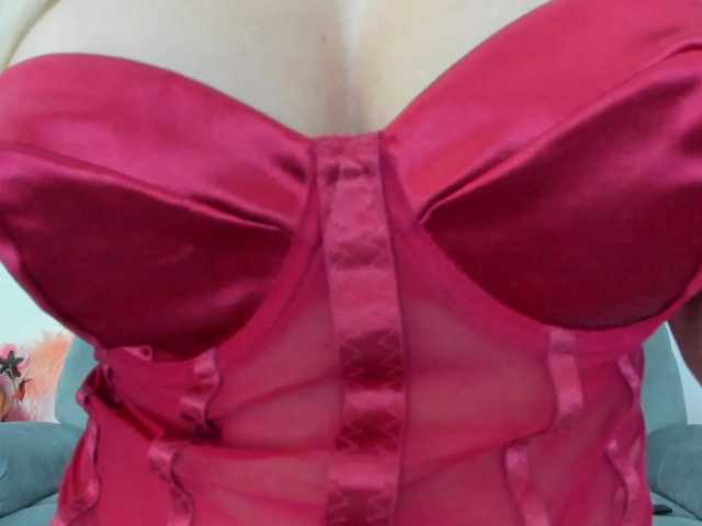 SecretVanilla live cam on BongaCams